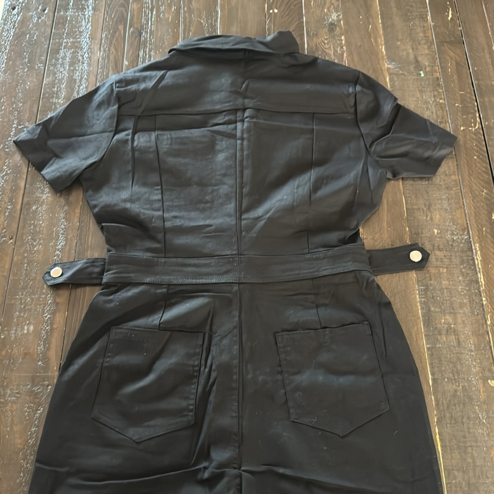 Utility jumpsuit🔗 - Picture 6 of 6